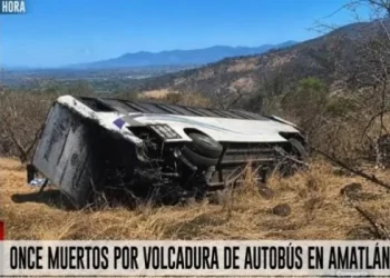 México: 11 muertos y 31 heridos por el vuelco de un ómnibus de turismo