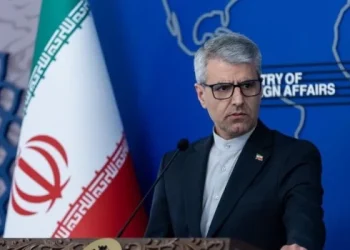 Irán contestó la oferta de Washington y endureció su postura sobre Ormuz