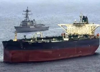 «Ormuz está bajo nuestro control y nadie lo atraviesa», advierte Irán