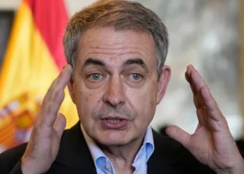 El expresidente español Rodríguez Zapatero es investigado por su papel en el rescate a una aerolínea