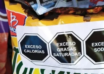 Propusieron eliminar los octógonos negros en los envases de alimentos