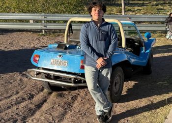 Es de San Rafael y competirá en un rally de más de 2.000 kilómetros en un Buggy de 1975