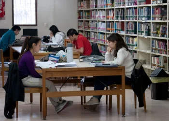 Creció el interés por estudiar a distancia: la UNCuyo ya superó los 500 preinscriptos en carreras virtuales