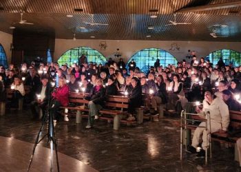 A diez años de la Hora Santa: una noche de fe y emoción en la Parroquia San Antonio de Padua