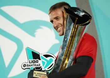 Cristian “Cheka” Hernández campeón con Municipal de Guatemala