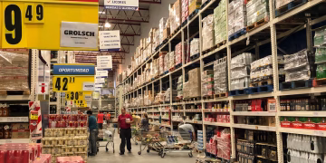 La inflación mayorista fue de 5,2% en abril y acumuló 30,8% en doce meses