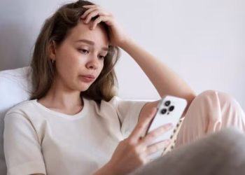 Los psicólogos coinciden: “Las personas que no hablan por los grupos de WhatsApp lo hacen como forma de respeto”