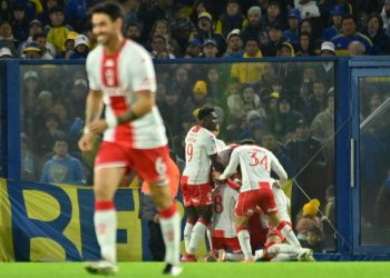 Huracán eliminó a Boca en La Bombonera y clasificó a cuartos de final