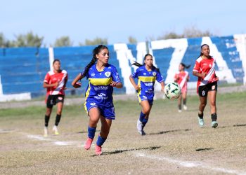 El Torneo Apertura de fútbol femenino tuvo su comienzo