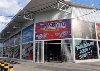 Transformación de los mayoristas ante baja en el consumo: menor stock, compras fraccionadas y control tecnológico, el secreto del fundador de La Yunta