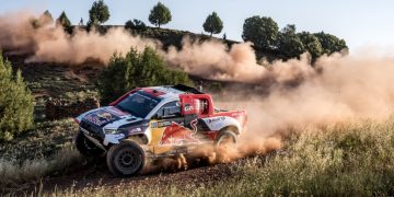 Fue presentado el Desafío Ruta 40 que pasará por San Rafael y figuras del Rally Dakar estarán presente