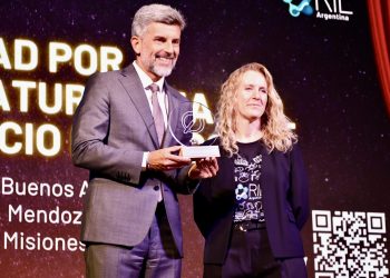 Ulpiano Suarez recibió tres distinciones nacionales por la gestión impulsada en ambiente, emprendedurismo y eficiencia estatal en la Ciudad de Mendoza