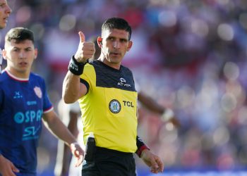 Los árbitros para los duelos de cuartos de final del Apertura