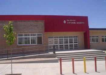 Padres le pidieron a la DGE un cambio de escuela para su hijo porque sufre bullying