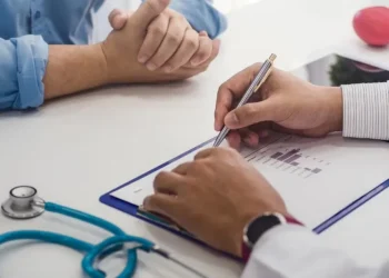 La salud, un lujo inalcanzable: Más de 700.000 argentinos quedaron fuera del sistema de prepaga