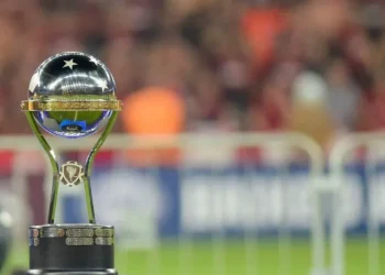 De quién se trata: el futbolista que se retiró y terminó trabajando en una juguetería