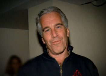 Nuevas presuntas víctimas de Jeffrey Epstein acudieron a la Fiscalía de París