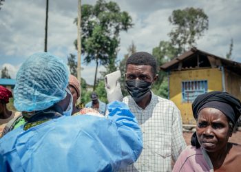 Brasil investiga dos casos sospechosos de ébola