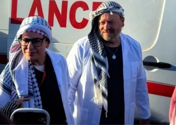Denuncian la detención de dos mendocinos que llevaban ayuda humanitaria a Palestina