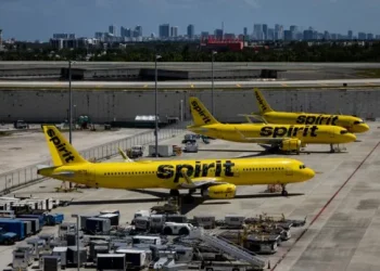 Spirit Airlines anunció el cese de operaciones y canceló todos sus vuelos