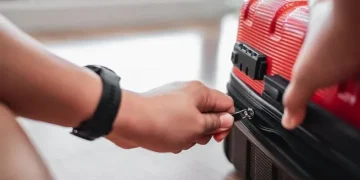 Feriado del Día del Trabajador: viajaron 1,1 millones de turistas y gastaron $235.000 millones, pero con caída real del consumo