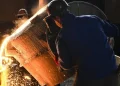 La industria, en alerta: cuatro de cada diez empresas reportaron caídas en la producción y en las ventas
