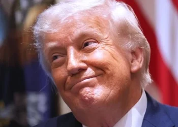 Trump abre la puerta a reunirse con el líder supremo iraní Mojtaba Khamenei