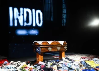Un millón de personas despidió al Indio Solari tras 18 horas de velatorio