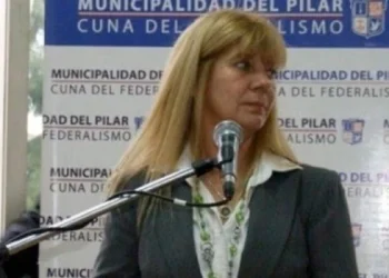 Condenan a una exjueza tras confesar que ofreció dinero en expedientes de adopciones