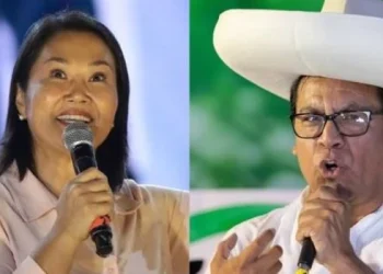 Fujimori vuelve a situarse por delante de Sánchez en la recta final del escrutinio en Perú