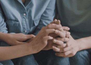 Volvió «Puentes de Esperanza», un espacio para acompañar a padres que atraviesan el duelo por la pérdida de un hijo