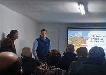 A sala llena: gran interés por la capacitación sobre forrajes y pistacho en San Rafael