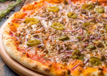 Pizza mexicana: cómo se hace, cuál es su diferencia con la tradicional y por qué es tendencia en el mundo de la gastronomía