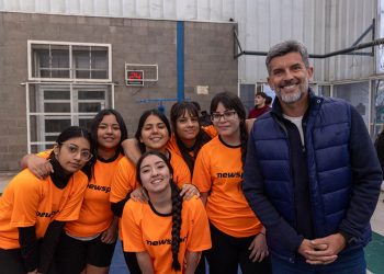 Ulpiano Suarez presenció la gran final de los Intercolegiales 2026 con participación récord
