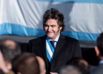 “Que se la cruce de frente”: tensión en la previa del acto por el Día de la Bandera ante un posible reencuentro entre Milei y Villarruel
