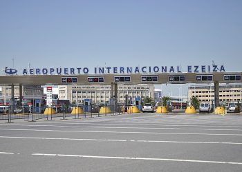 Incomodidad aérea: varios vuelos sanrafaelinos operan desde el Aeropuerto de Ezeiza