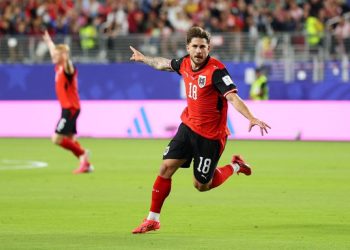 En el Grupo J de Argentina, Austria le ganó 3-1 a Jordania