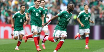 México venció a Sudáfrica en el primer partido del Mundial