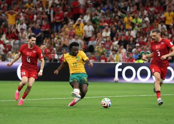 Australia sorprendió a Turquía y le ganó 2-0