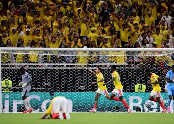 Con gol de Daniel Muñoz, Colombia superó a Congo 1-0 y está en 16avos