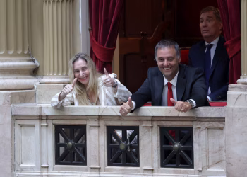 Peligra la continuidad de Adorni: hay consenso entre diferentes sectores del gobierno para impulsar su salida