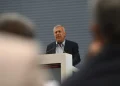 Cornejo: “El Estado hizo su parte y necesitamos un sector privado que acompañe”