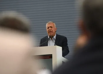 Cornejo: “El Estado hizo su parte y necesitamos un sector privado que acompañe”