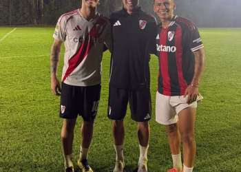 Mastantuono y Echeverri ilusionan a River con una foto