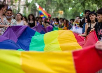 Un estudio reveló que más del 73% percibe discriminación hacia personas LGBT en Mendoza
