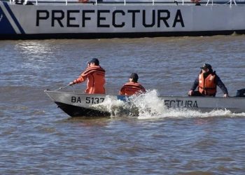 Intensa búsqueda de una embarcación con cinco tripulantes desaparecida en el Río de la Plata