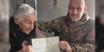 Es veterano de Malvinas, recuperó una carta que le robaron hace 42 años y emocionó a su mamá