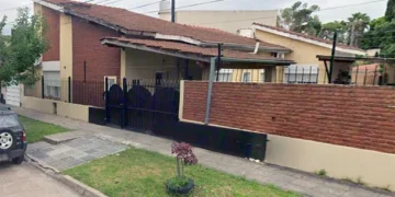 El caso que conmociona al país: Estaba detenido por atacar a su padre y le confesó a un allegado el peor de los crímenes