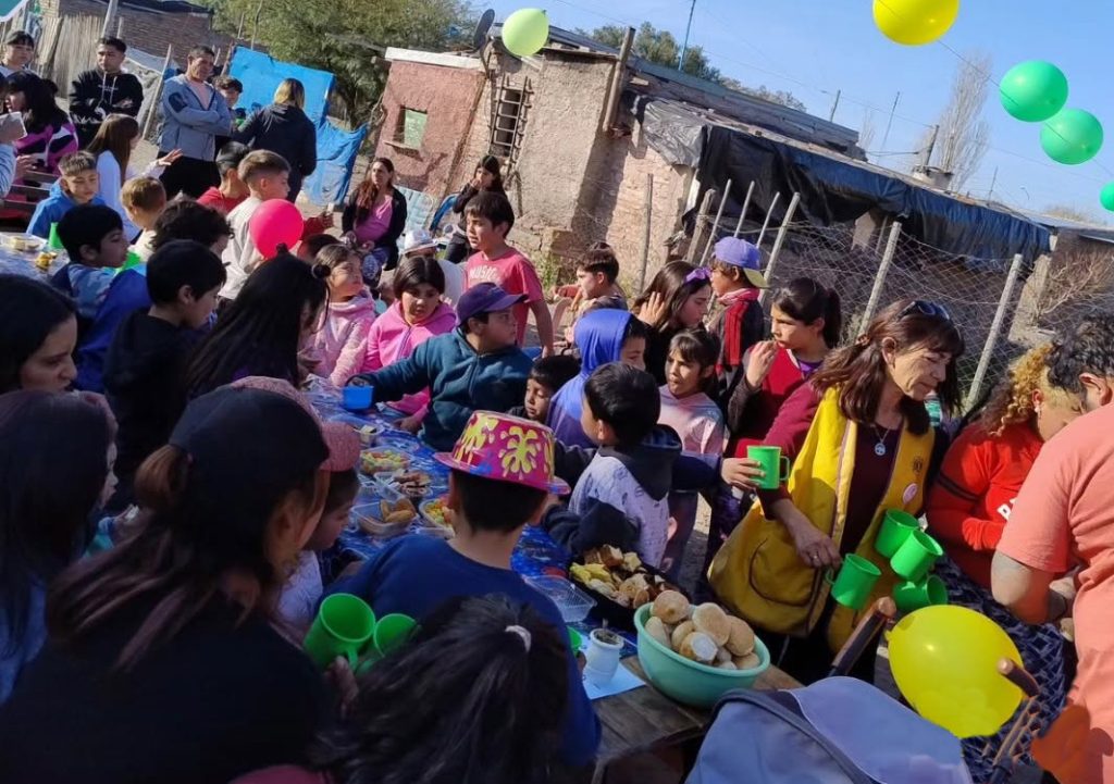 "Jugátela por Mí": el Club de Leones lanzó una colecta solidaria para que más niños puedan celebrar su día con un regalo