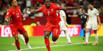 Suiza se hizo fuerte y derrotó a Argelia por 2-0